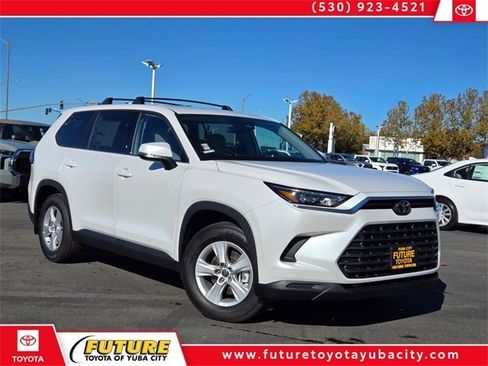 New 2026 Toyota Grand Highlander LE image 1