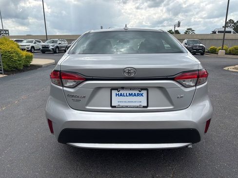 Used 2021 Toyota Corolla LE FWD image 6