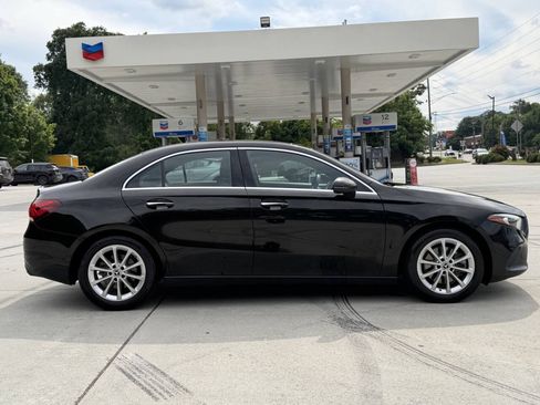 Used 2019 Mercedes-Benz A 220 4MATIC image 17