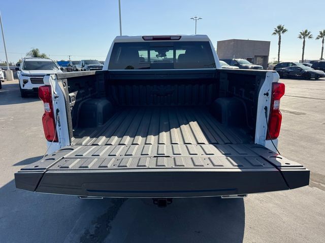 Used 2026 Chevrolet Silverado 1500 LT Trail Boss w/ LT Trail Boss Premium Package AWD/4WD image 10