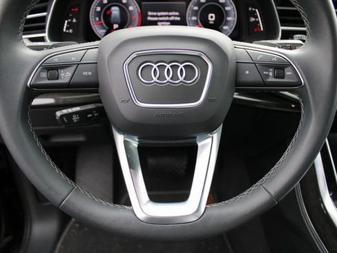 Used 2025 Audi Q7 3.0T Premium Plus image 13