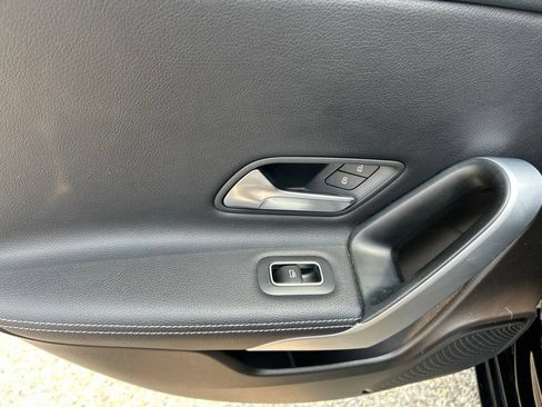 Used 2019 Mercedes-Benz A 220 image 18