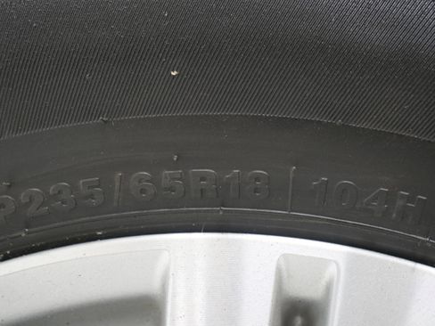 Used 2015 Cadillac SRX Luxury w/ Driver Awareness Package image 29