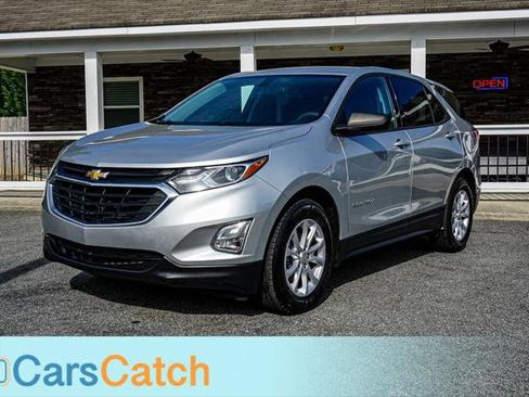 Used 2019 Chevrolet Equinox LS w/ LS Convenience Package image 12