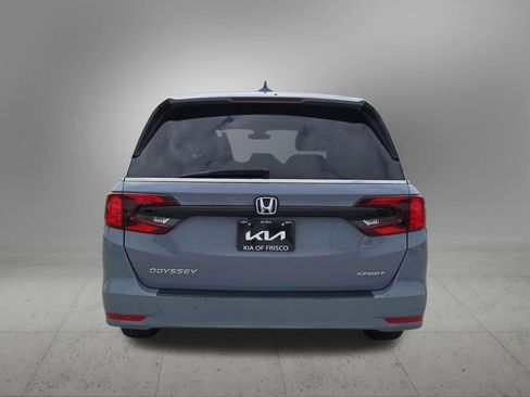 Used 2023 Honda Odyssey Sport image 5