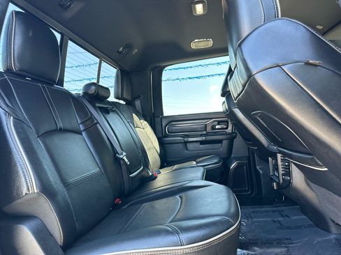 Used 2022 RAM 3500 Limited AWD/4WD image 16