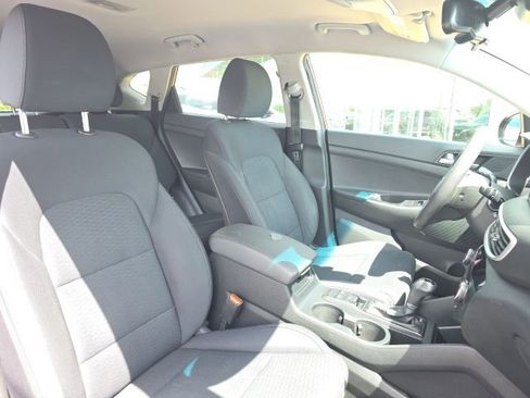 Used 2019 Hyundai Tucson Value FWD image 9