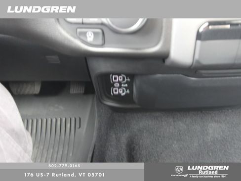 Used 2025 RAM 1500 Big Horn image 28