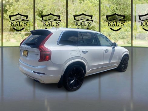 Used 2019 Volvo XC90 T6 Inscription w/ Luxury Package image 5