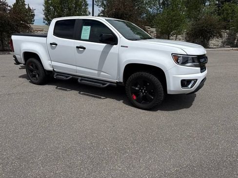 Used 2018 Chevrolet Colorado LT w/ Redline Special Edition AWD/4WD image 12