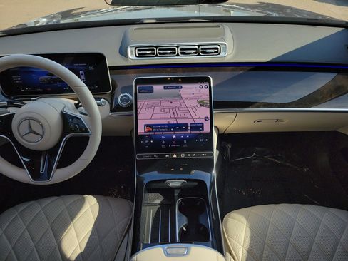 Certified 2022 Mercedes-Benz S 580 4MATIC Sedan image 19