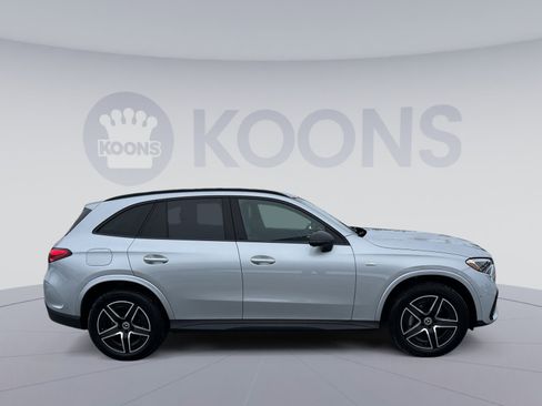 Used 2025 Mercedes-Benz GLC 350e 4MATIC image 8