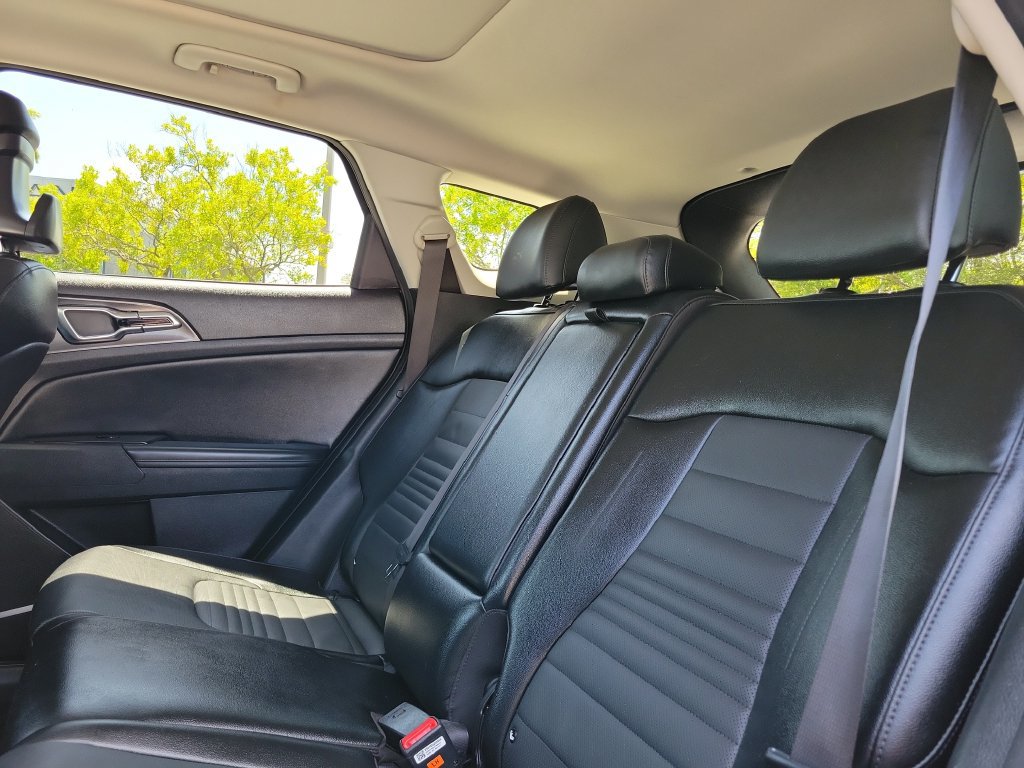 Used 2023 Kia Sportage SX FWD image 15