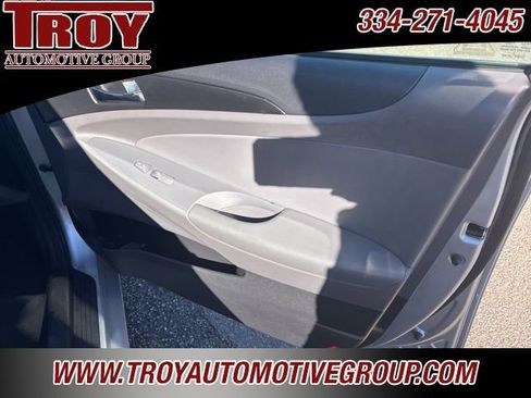 Used 2013 Hyundai Sonata SE image 27