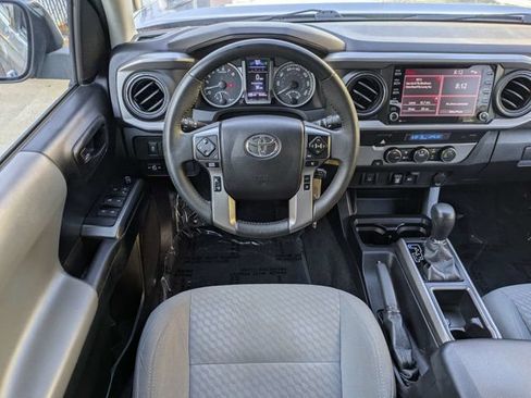 Used 2021 Toyota Tacoma SR5 RWD image 15