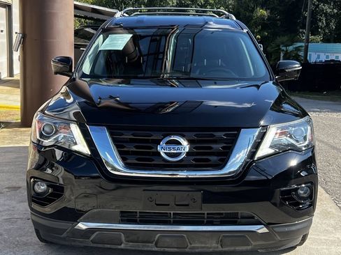 Used 2017 Nissan Pathfinder SL FWD image 9