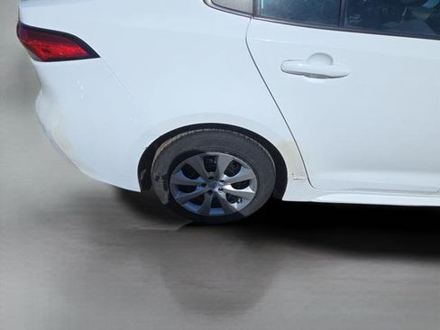 Used 2020 Toyota Corolla LE image 20