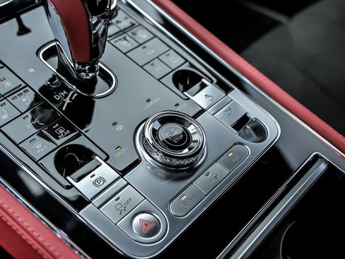 Used 2023 Bentley Continental GT V8 AWD/4WD image 46