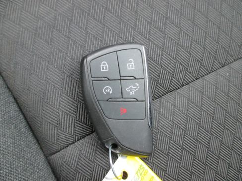 Used 2025 Chevrolet Silverado 1500 LT image 24