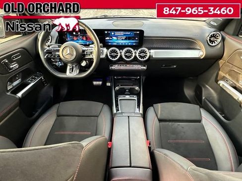 Used 2025 Mercedes-Benz GLB 35 AMG 4MATIC w/ AMG Night Package image 17