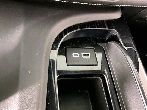 Used 2024 Cadillac Escalade Sport image 16