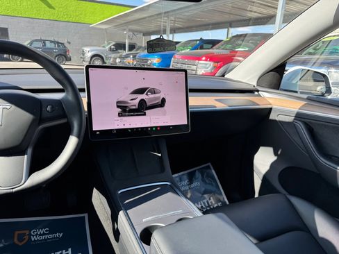 Used 2023 Tesla Model Y Long Range AWD/4WD image 20