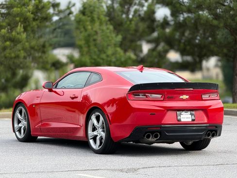 Used 2016 Chevrolet Camaro SS RWD image 10