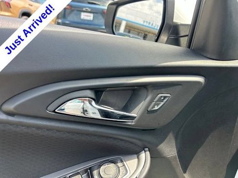 Used 2024 Chevrolet Malibu LT FWD image 12