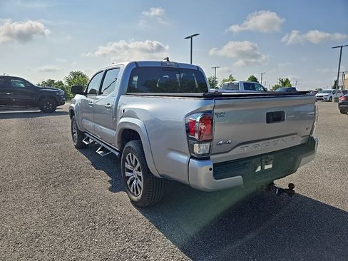 Used 2023 Toyota Tacoma Limited AWD/4WD image 5