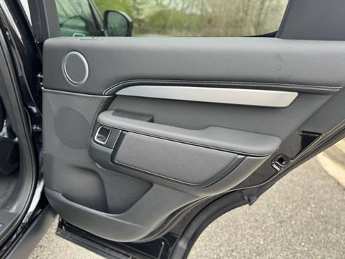 New 2026 Land Rover Discovery Dynamic SE AWD/4WD image 15