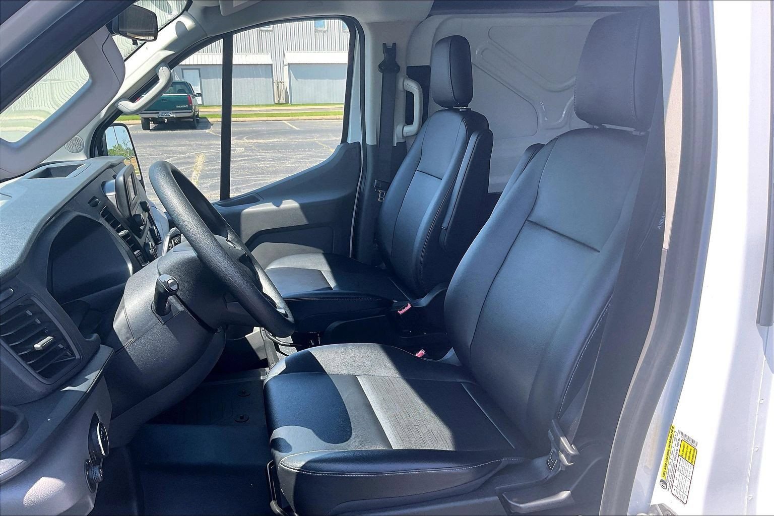 Used 2025 Ford Transit 150 Low Roof RWD image 7