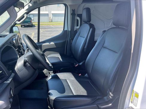 Used 2025 Ford Transit 150 Low Roof RWD image 7