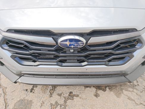 Used 2026 Subaru Crosstrek 2.5i Limited w/ Crosstrek Mirror Package AWD/4WD image 5