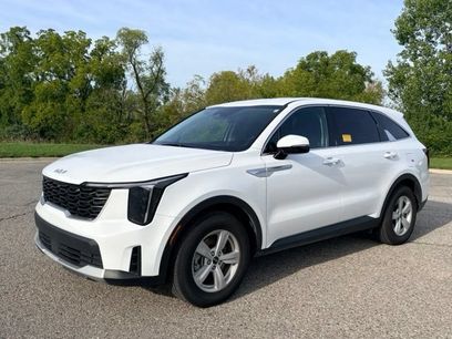 Certified 2025 Kia Sorento LX