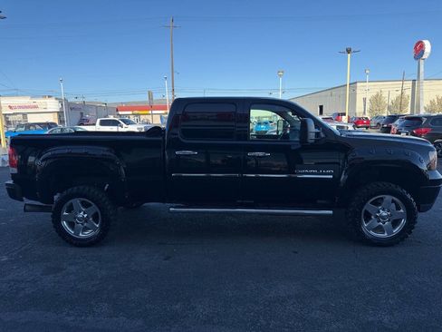 Used 2013 GMC Sierra 2500 Denali image 5