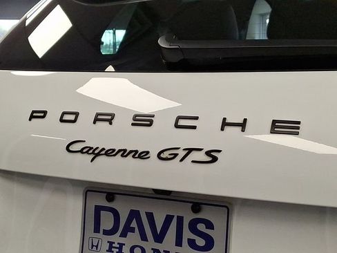 Used 2017 Porsche Cayenne GTS AWD/4WD image 31