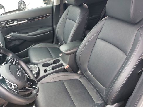 Used 2021 Kia Seltos SX image 16