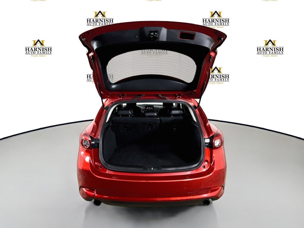 Used 2017 MAZDA MAZDA3 Grand Touring w/ Premium Equipment Package FWD image 30
