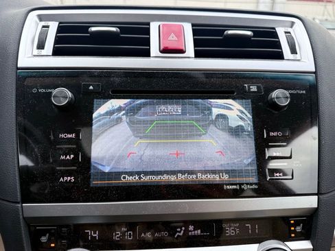 Used 2016 Subaru Outback 2.5i Limited image 11