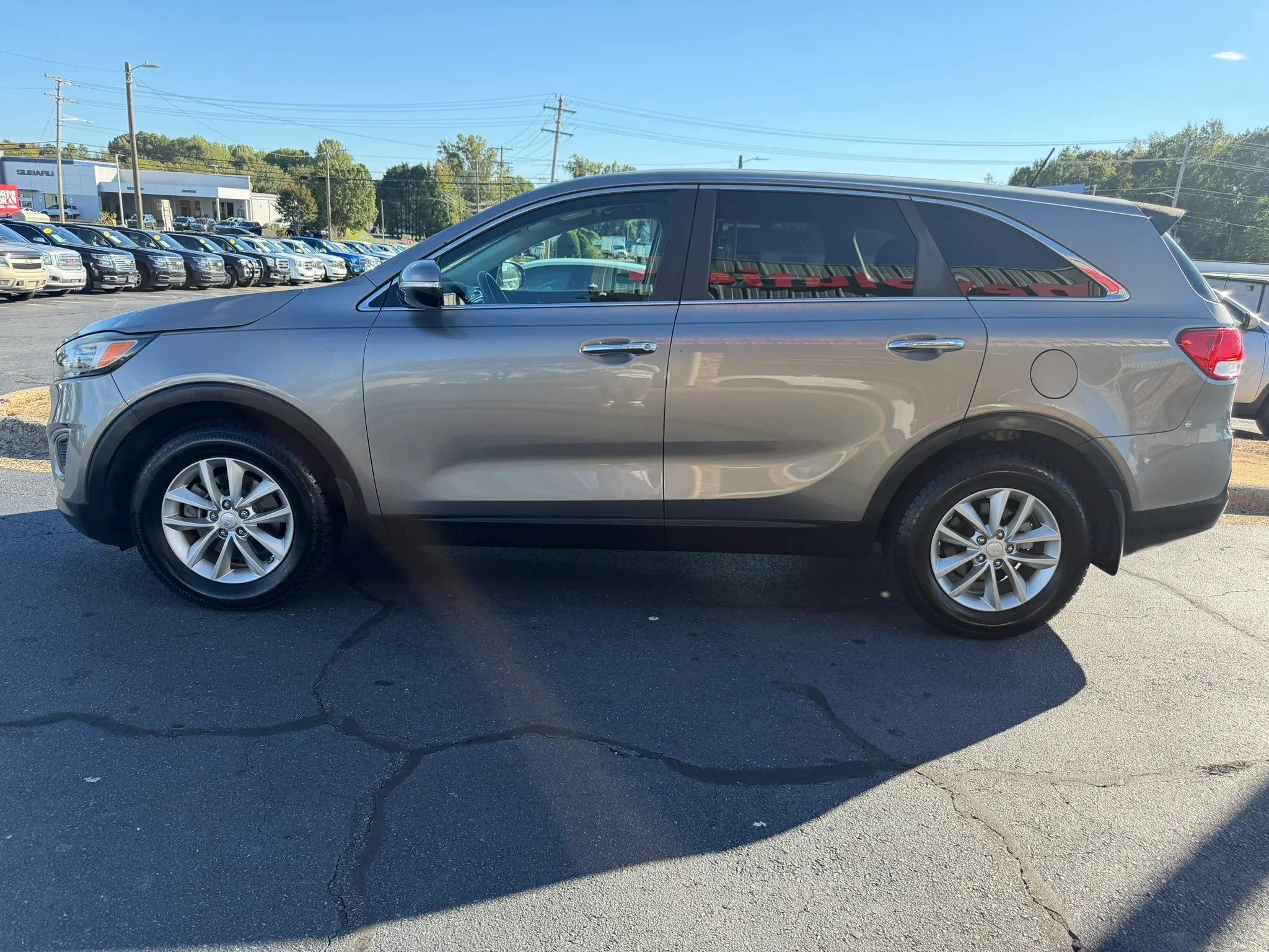 Used 2016 Kia Sorento L FWD image 4