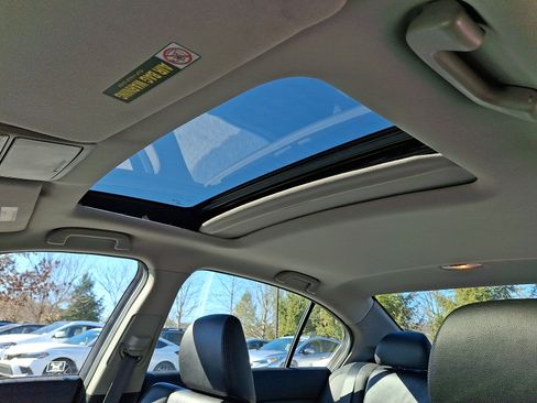 Used 2011 Honda Accord EX-L image 14