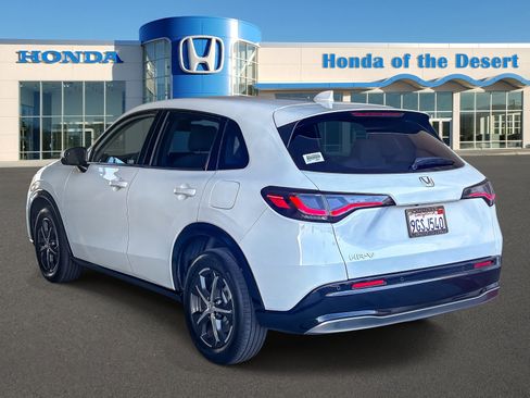 Used 2024 Honda HR-V EX-L image 5