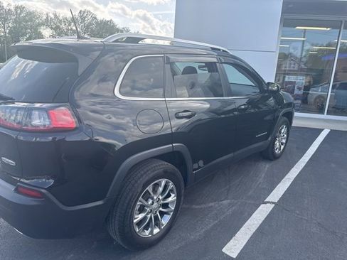 Used 2021 Jeep Cherokee Latitude Lux w/ Sun & Sound Group AWD/4WD image 5