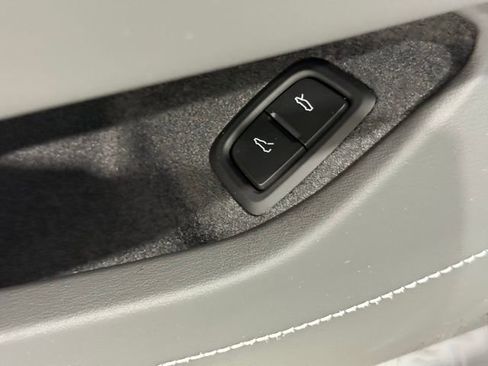 New 2026 Chevrolet Corvette Stingray image 20