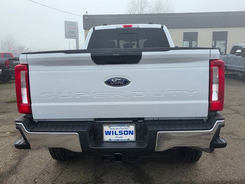 New 2026 Ford F350 XLT w/ FX4 Off-Road Package image 7