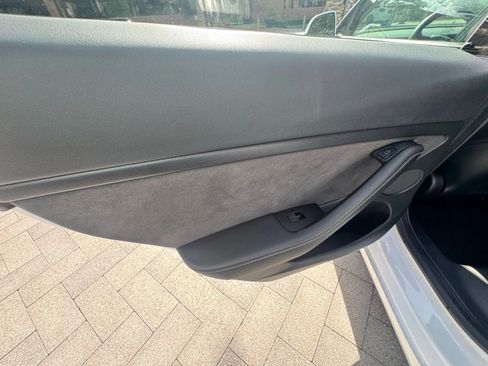 Used 2023 Tesla Model 3 Standard Range image 23