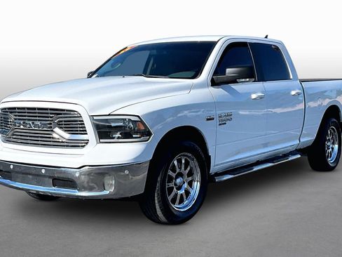 Used 2019 RAM 1500 Big Horn AWD/4WD image 1