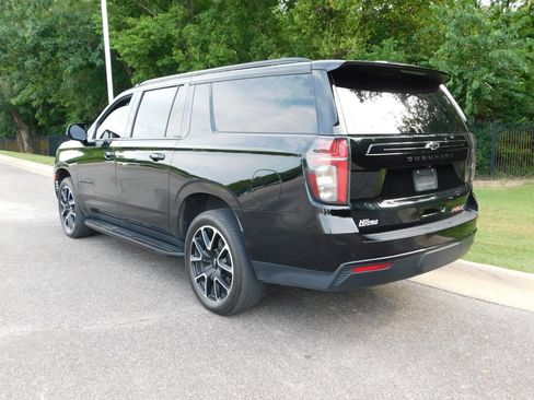 Used 2024 Chevrolet Suburban RST w/ Luxury Package AWD/4WD image 3