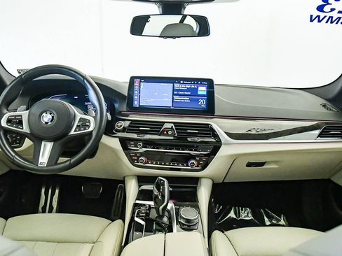 Certified 2023 BMW 540i xDrive w/ M Sport Package AWD/4WD image 15