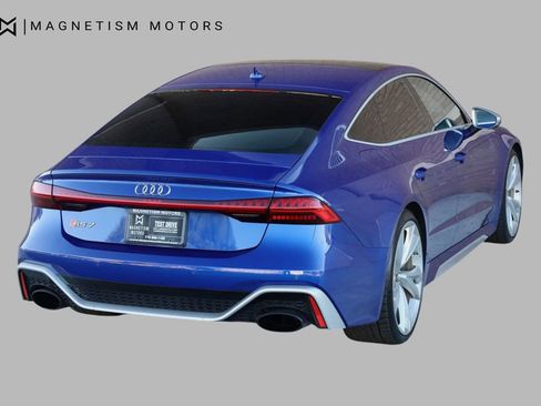 Used 2022 Audi RS 7 Sportback w/ RS 7 Executive Package image 7